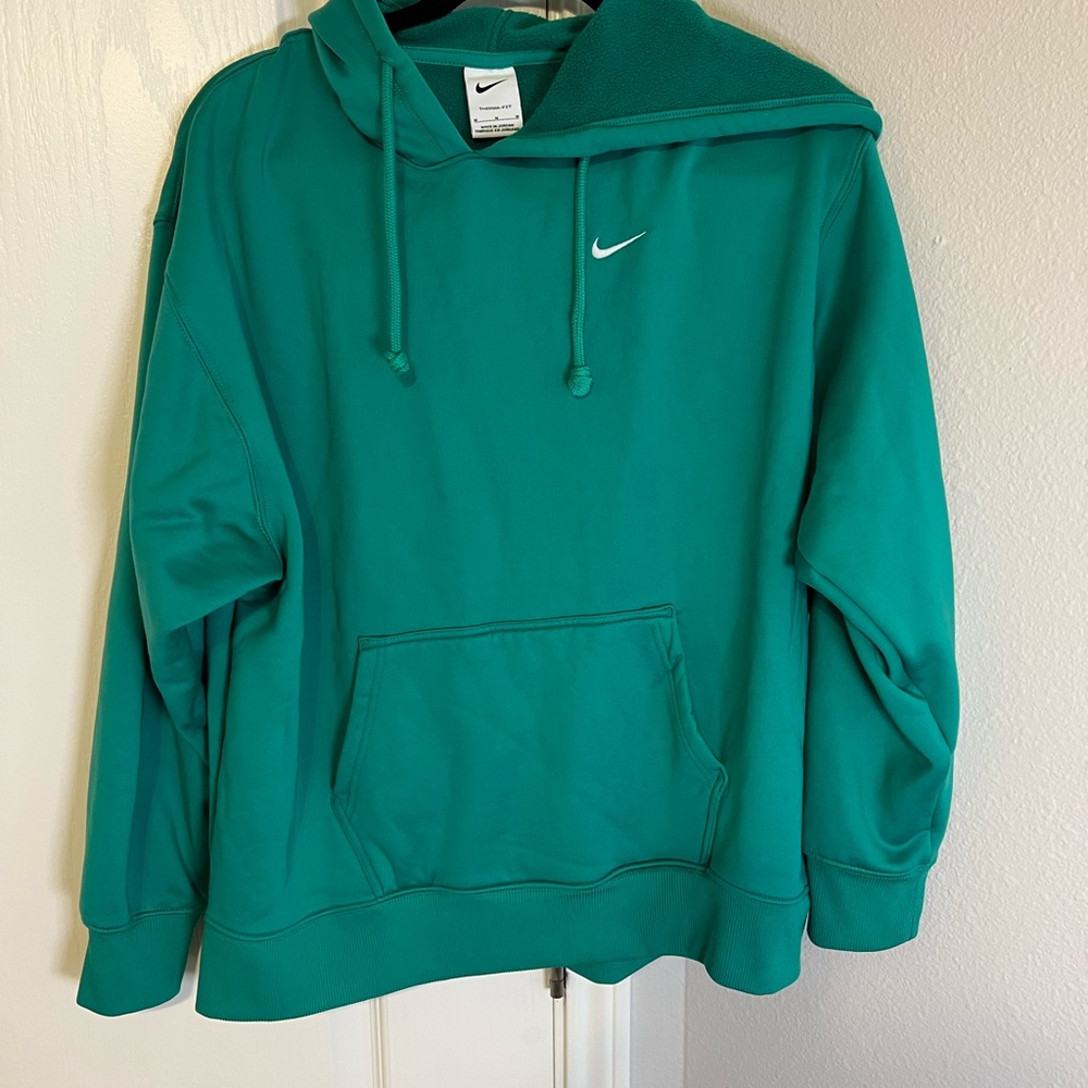Nike Men's Green Hoodie